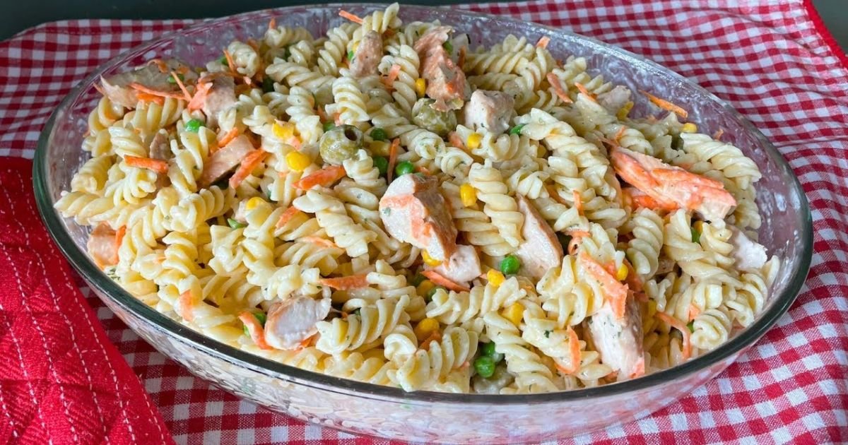 Pratos Únicos: Salada de Macarrão 