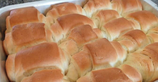 Pães: Pãozinho Caseirinho Fofinho: Um Clássico da Cozinha Caseira, Rápido e Saboroso!