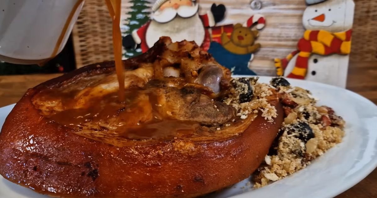 Carnes: Pernil de Porco Assado: Receita Suculenta com Farofa de Frutas 