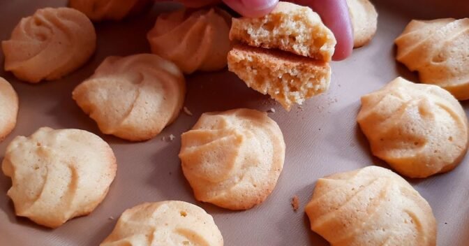 Doces: Biscoitinho Amanteigado de Fubá