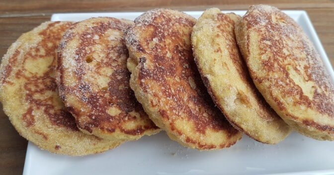 Bolos: Bolinho de Banana e Fubá na Frigideira