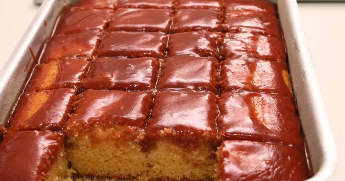 Bolo de Fubá com Cobertura de Goiabada: O Sabor Tradicional com um Toque Especial 