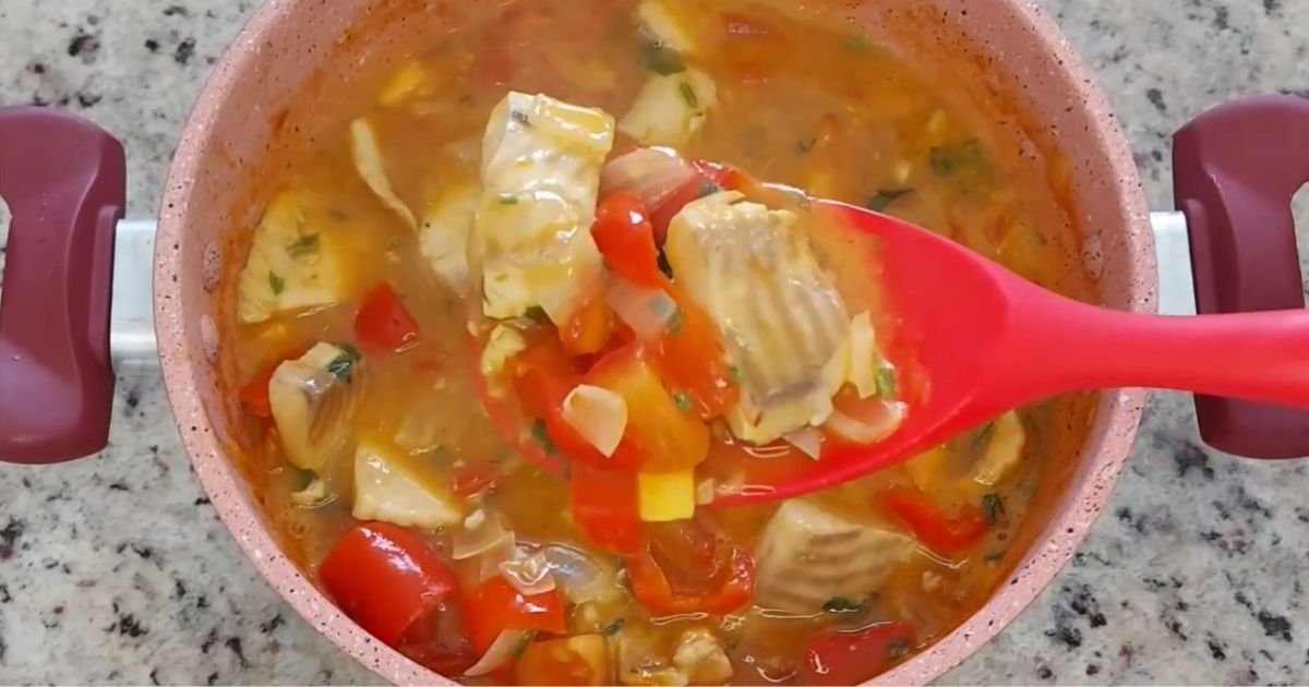 Desfrute da Sofisticacao do Peixe Cozido ao Molho de Tilapia Receita Facil e Sabor Incomparavel