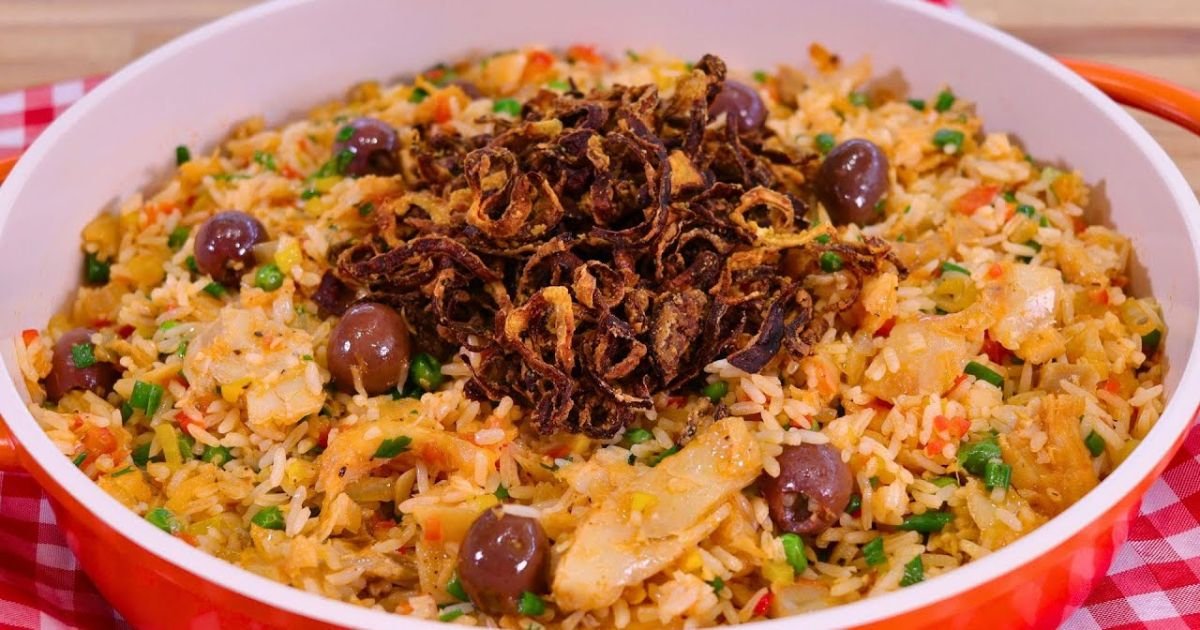 Arroz de Bacalhau Festivo com Cebola Crispy na Air Fryer