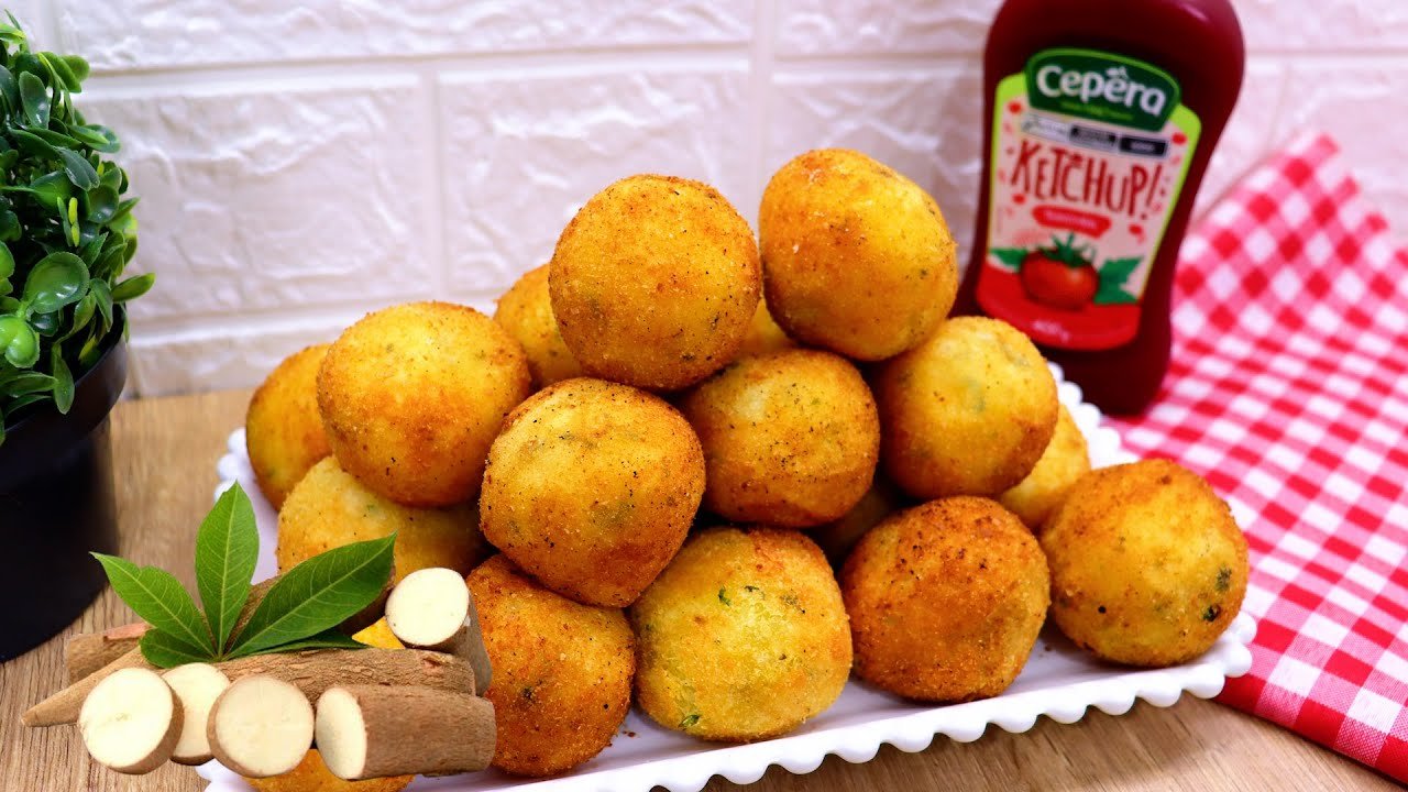 BOLINHO DE MANDIOCA SEQUINHO E DELICIOSO 