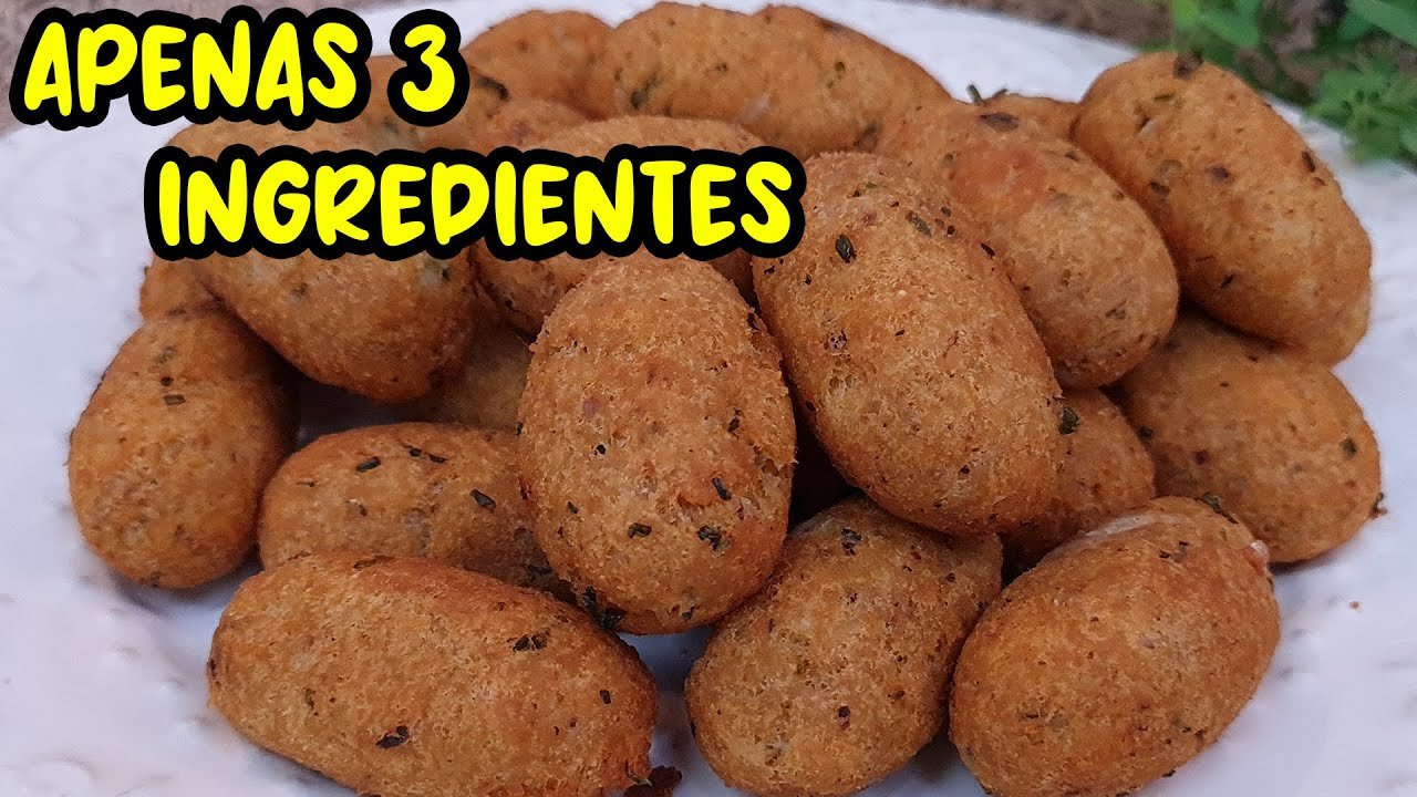 BOLINHO DE BATATA COM FRANGO  3   Cebola e Salsa receita