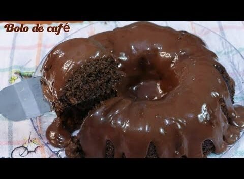 Bolos: BOLO DE CAFÉ FOFINHO :Bolo úmido, fofinho e gostoso. Faz maior sucesso bolo de café com chocolate