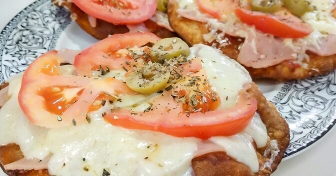 Lanches: Pizza com massa de pastel – Pronta em minutos