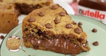 Torta Biscoito Recheada com Nutella e Gotas de Chocolate