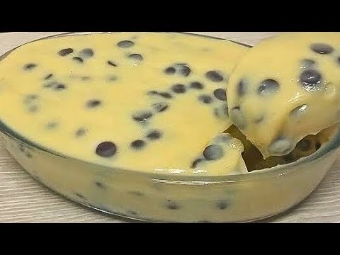 Delicioso Bolo Cremoso de Morangos para Grandes Ocasiões 